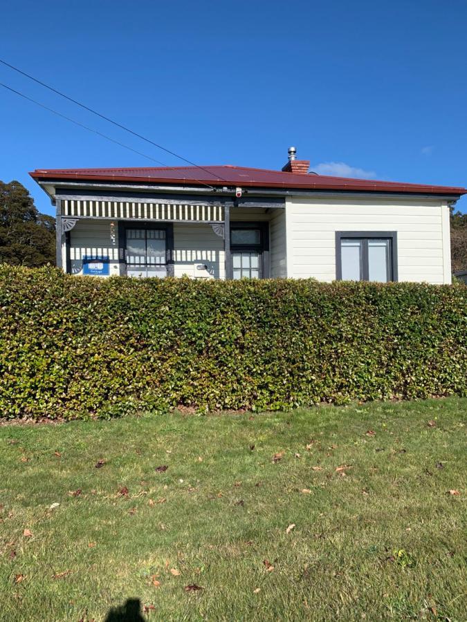 Moore St Cottage Ohakune Exterior photo