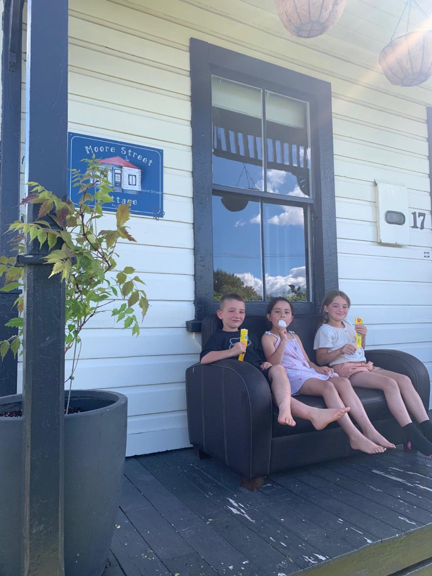 Moore St Cottage Ohakune Exterior photo